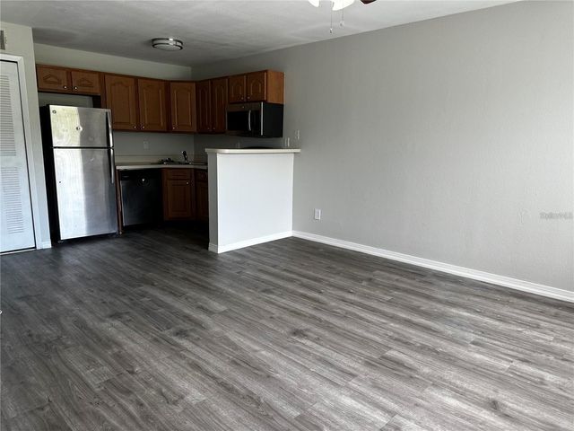 4772 WALDEN CIRCLE 25, Orlando, FL 32811