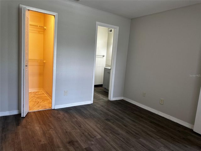4772 WALDEN CIRCLE 25, Orlando, FL 32811