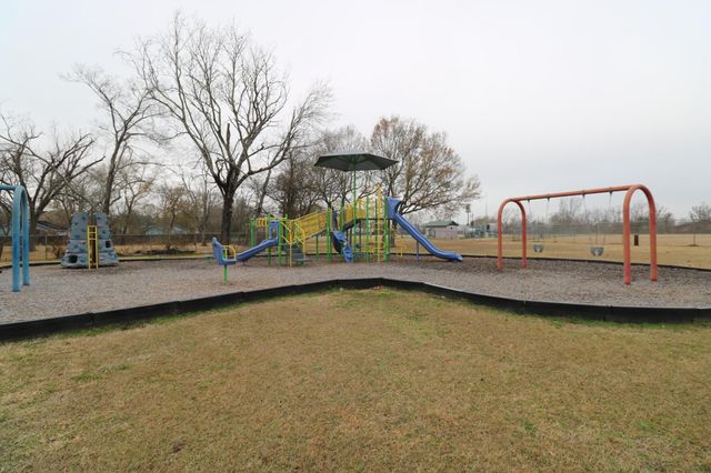 100 K Avenue, Conroe, TX 77301