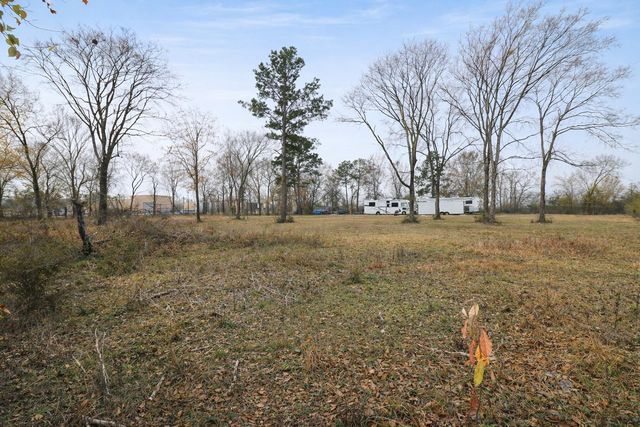 100 K Avenue, Conroe, TX 77301