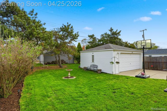 15246 Jonas Avenue, Allen Park, MI 48101