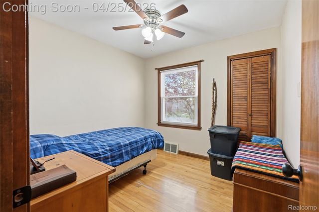 15246 Jonas Avenue, Allen Park, MI 48101