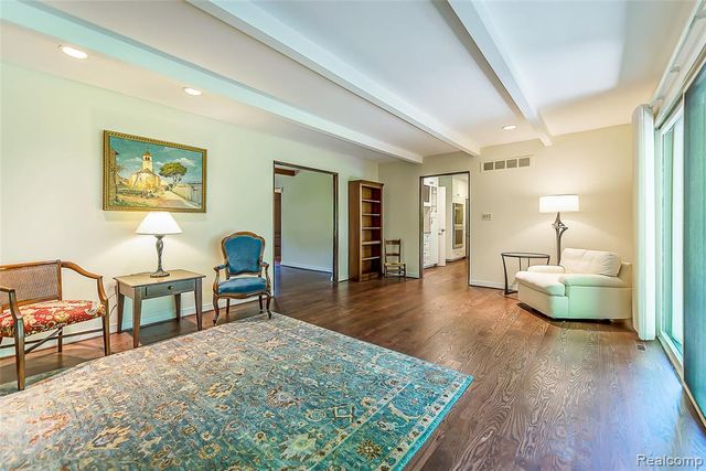 581 Woodway Court, Bloomfield Hills, MI 48302