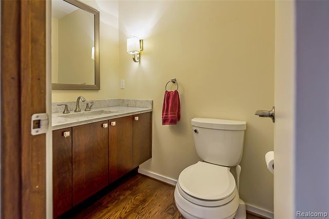 581 Woodway Court, Bloomfield Hills, MI 48302
