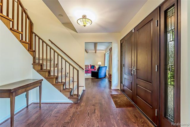 581 Woodway Court, Bloomfield Hills, MI 48302
