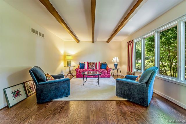 581 Woodway Court, Bloomfield Hills, MI 48302