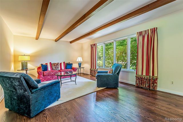 581 Woodway Court, Bloomfield Hills, MI 48302
