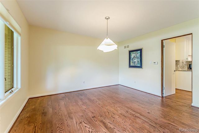 581 Woodway Court, Bloomfield Hills, MI 48302