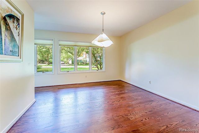 581 Woodway Court, Bloomfield Hills, MI 48302
