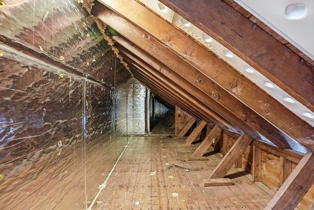 300 West Main Street, Hopkinton, MA 01748