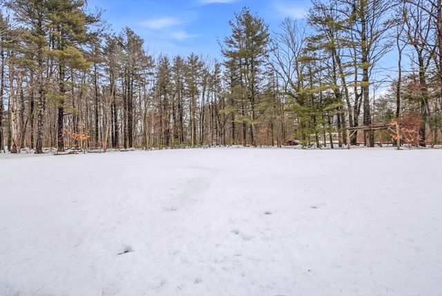 300 West Main Street, Hopkinton, MA 01748