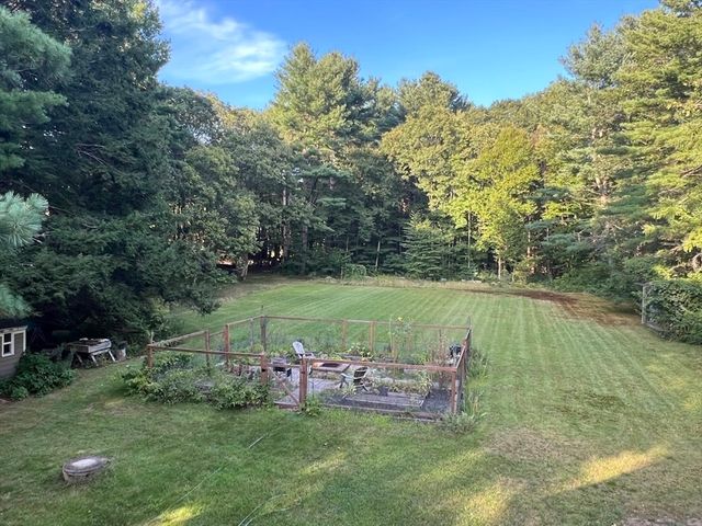 300 West Main Street, Hopkinton, MA 01748