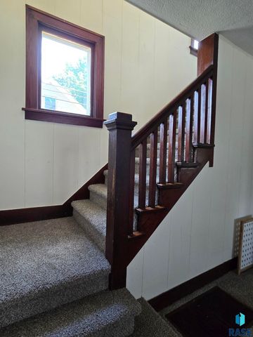 307 W Bailey St Street, Sioux Falls, SD 57104