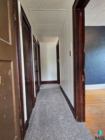 307 W Bailey St Street, Sioux Falls, SD 57104