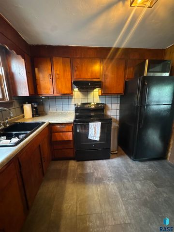 307 W Bailey St Street, Sioux Falls, SD 57104