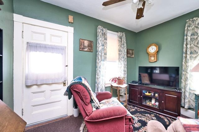 18 Bliss, Dartmouth, MA 02748