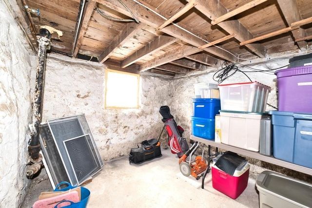 18 Bliss, Dartmouth, MA 02748