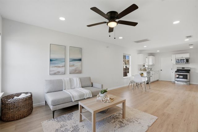 2012 Tennessee Avenue, Dallas, TX 75224