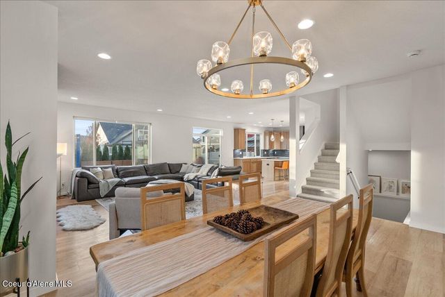 2023 W MOSELLE DR, Coeur D'alene, ID 83815