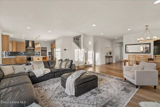 2023 W MOSELLE DR, Coeur D'alene, ID 83815