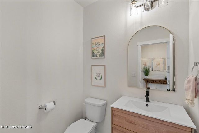 2023 W MOSELLE DR, Coeur D'alene, ID 83815