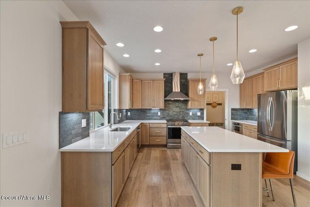 2023 W MOSELLE DR, Coeur D'alene, ID 83815