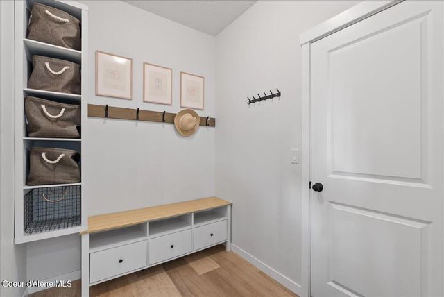 2023 W MOSELLE DR, Coeur D'alene, ID 83815