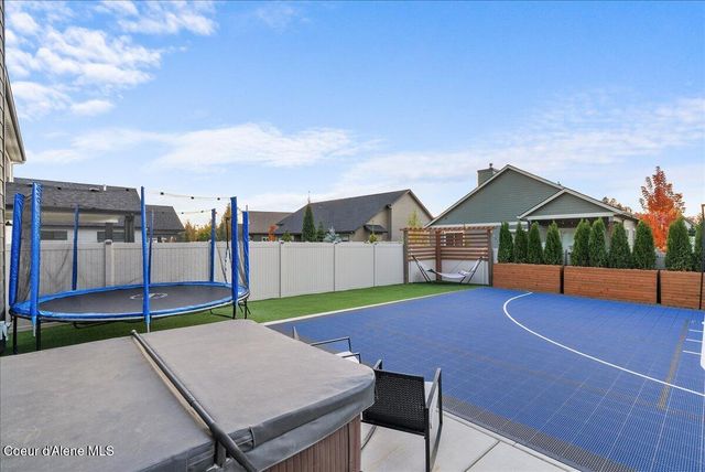 2023 W MOSELLE DR, Coeur D'alene, ID 83815