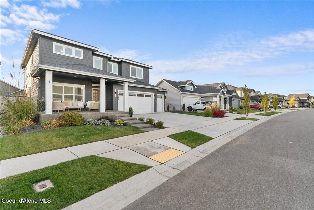 2023 W MOSELLE DR, Coeur D'alene, ID 83815