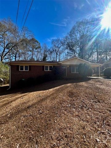 194 V F W Drive, Watkinsville, GA 30677