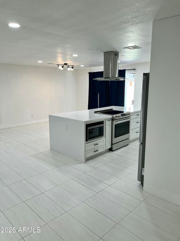 8738 E STARLIGHT Way, Scottsdale, AZ 85250