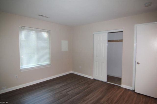 1761 Ocean Bay DR, Virginia Beach, VA 23454