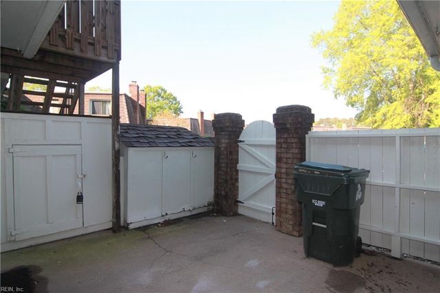 1761 Ocean Bay DR, Virginia Beach, VA 23454