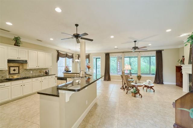 11130 Hunters Landing, Montgomery, TX 77356