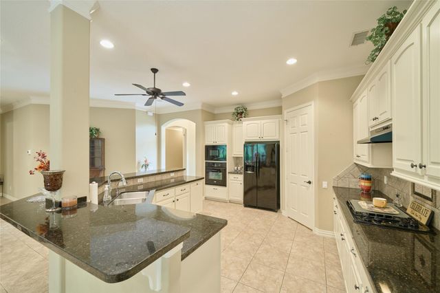 11130 Hunters Landing, Montgomery, TX 77356