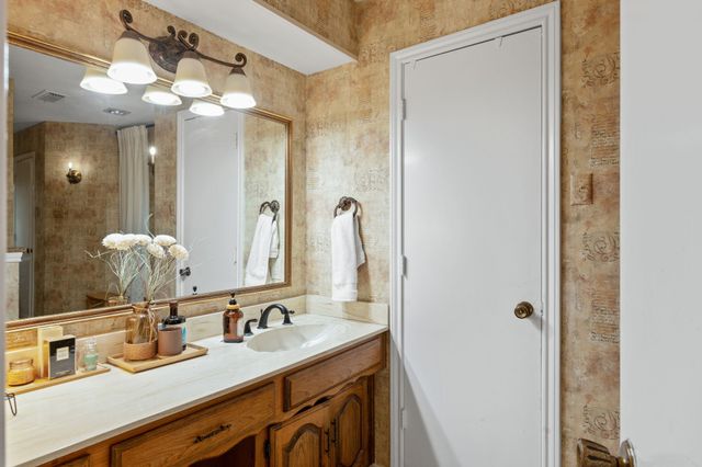 621 Harvest Glen Drive, Richardson, TX 75081
