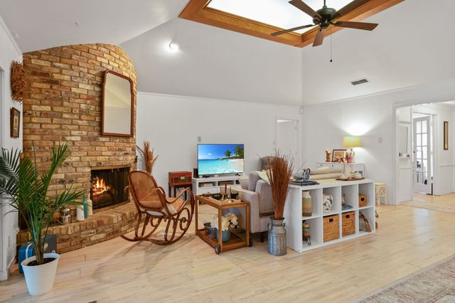 621 Harvest Glen Drive, Richardson, TX 75081