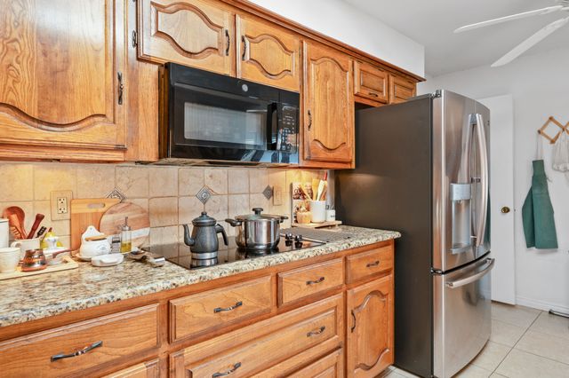 621 Harvest Glen Drive, Richardson, TX 75081