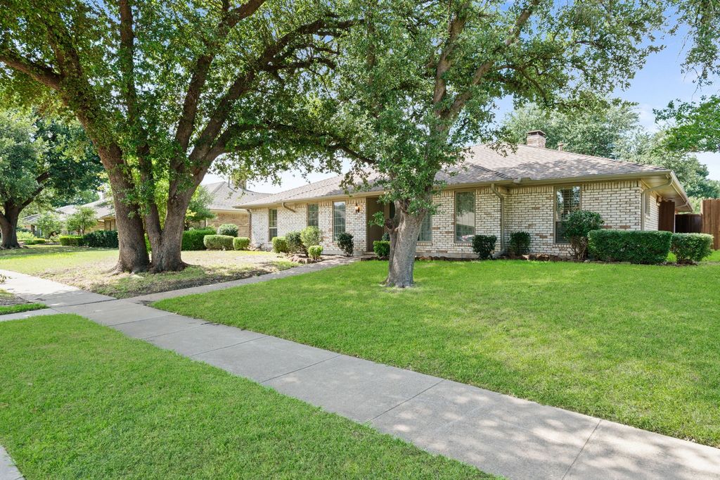 621 Harvest Glen Drive, Richardson, TX 75081