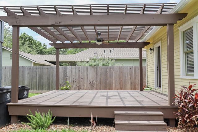 220 W 16th Street, Houston, TX 77008