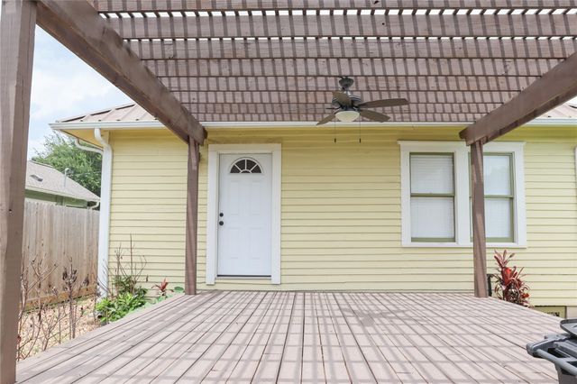 220 W 16th Street, Houston, TX 77008
