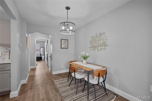 5203 SCHOLLMEYER, St Louis, MO 63109