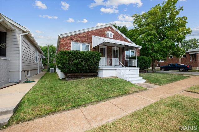 5203 SCHOLLMEYER, St Louis, MO 63109