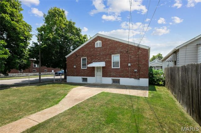 5203 SCHOLLMEYER, St Louis, MO 63109