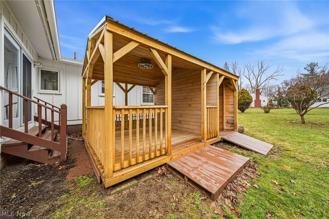 1930 E 52nd Street, Ashtabula, OH 44004