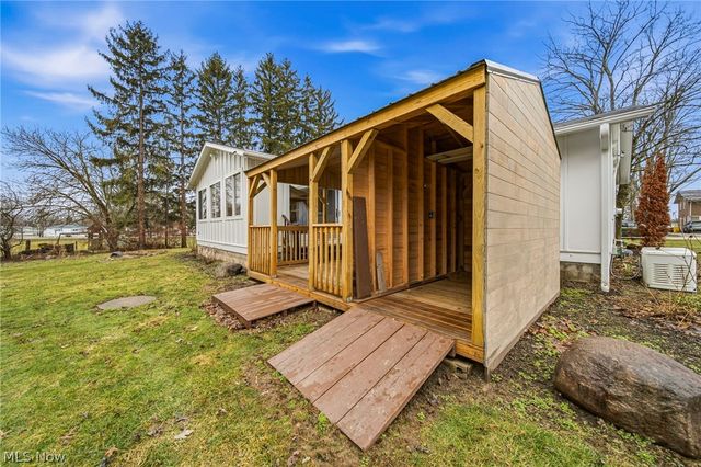 1930 E 52nd Street, Ashtabula, OH 44004