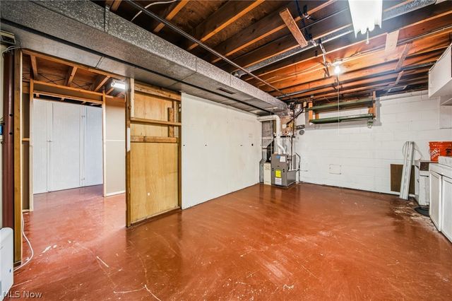 1930 E 52nd Street, Ashtabula, OH 44004