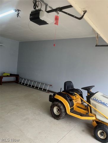 1930 E 52nd Street, Ashtabula, OH 44004