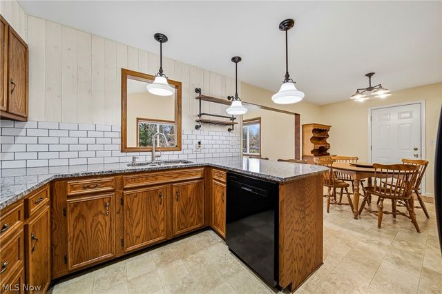 1930 E 52nd Street, Ashtabula, OH 44004