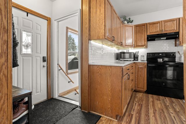 524 Cherry Street, Grand Forks, ND 58201